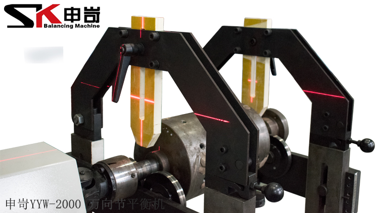 1694585026179336.jpg 2000kg 电机转子风机叶轮万向节平衡机